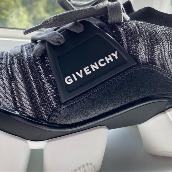 Givenchy sneakers - Picture 3 of 4